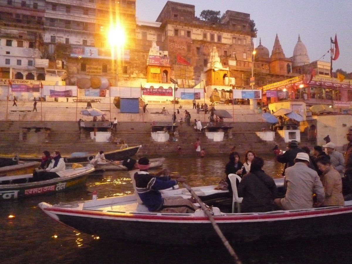 Sunrise - Bank of river Ganga19